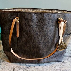 Michael Kors Signature Purse